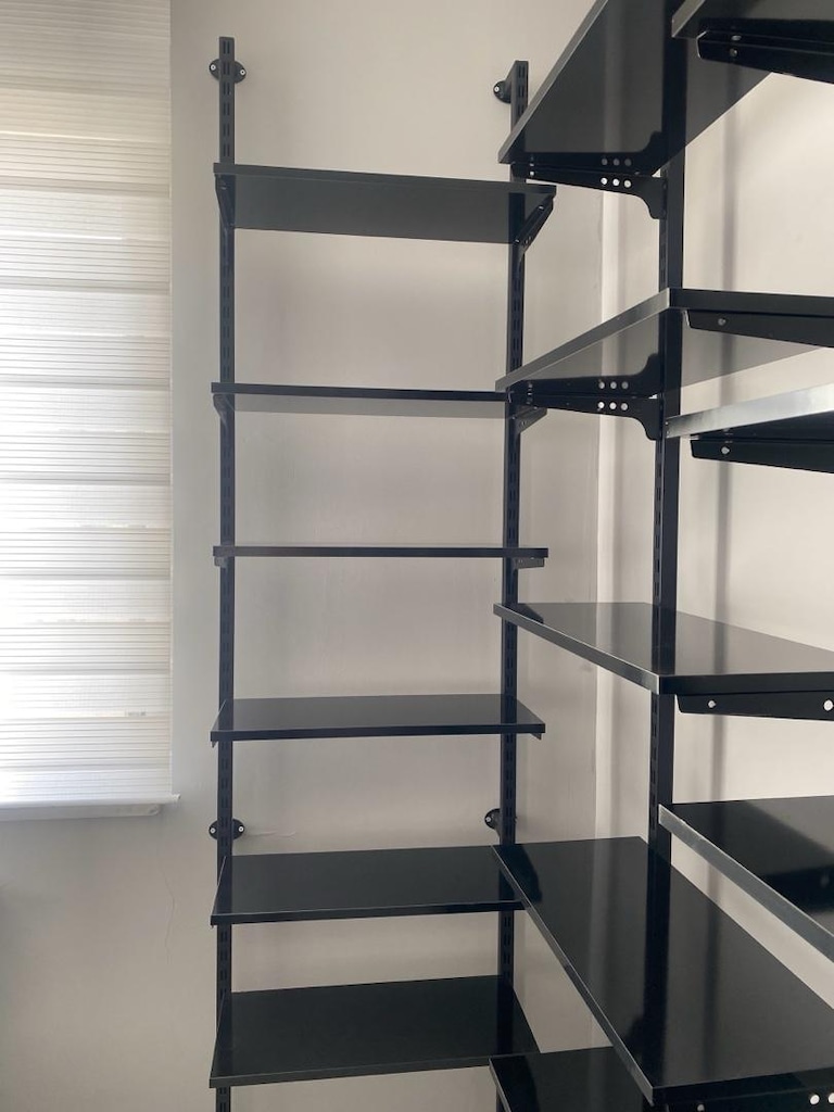 Sahibinden 1 ay kullanılmış mdf raf - 4