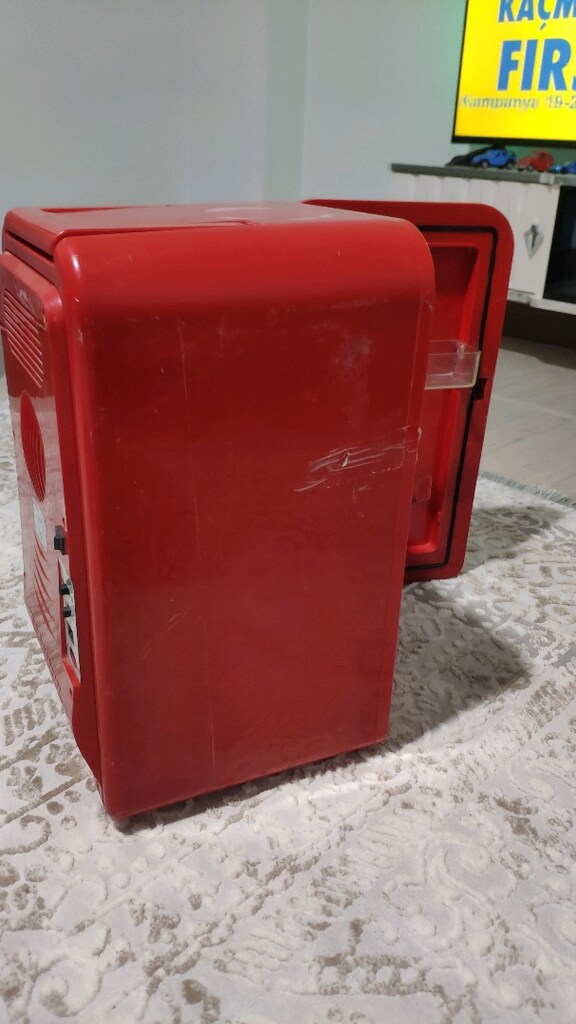 ARAÇ İÇİ BUZDOLABI HEM 12V HEM 220V - 8