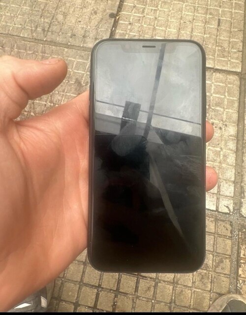 iPhone XR yurt dışı sadece ciddi alıcılar arasın temiz cihaz