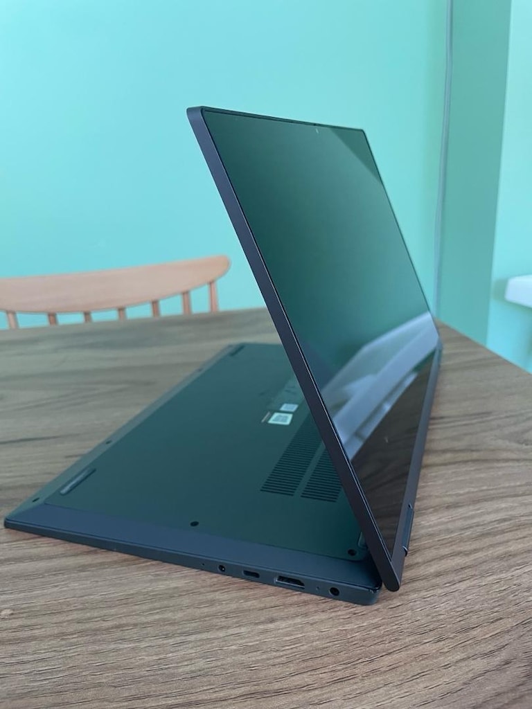 LENOVO İDEAPAD DOKUNMATİK EKRANLI i7- 8Gb Ram -512 SSD Laptop - 18