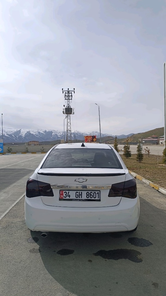 Chevrolet Cruze 2010 otomatik - 4