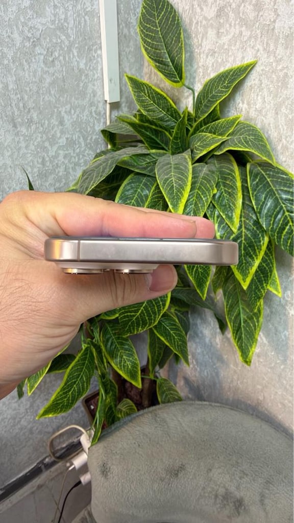 iPhone 16 Pro -128- Takas olur - 3