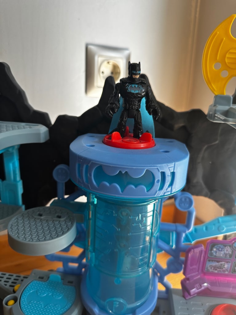 Bat Cave Batman'in Mağarası Oyuncak Seti - 2