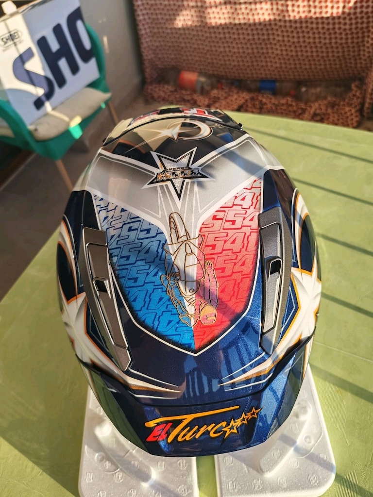Shoei X-Spirit pro Toprak Razgatlıoğlu ve Shoei X-Spirit pro Wayne Gar - 4