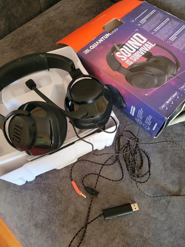 JBL Quantum 300 Siyah 7.1 Surround Oyuncu Kulaklığı - 5