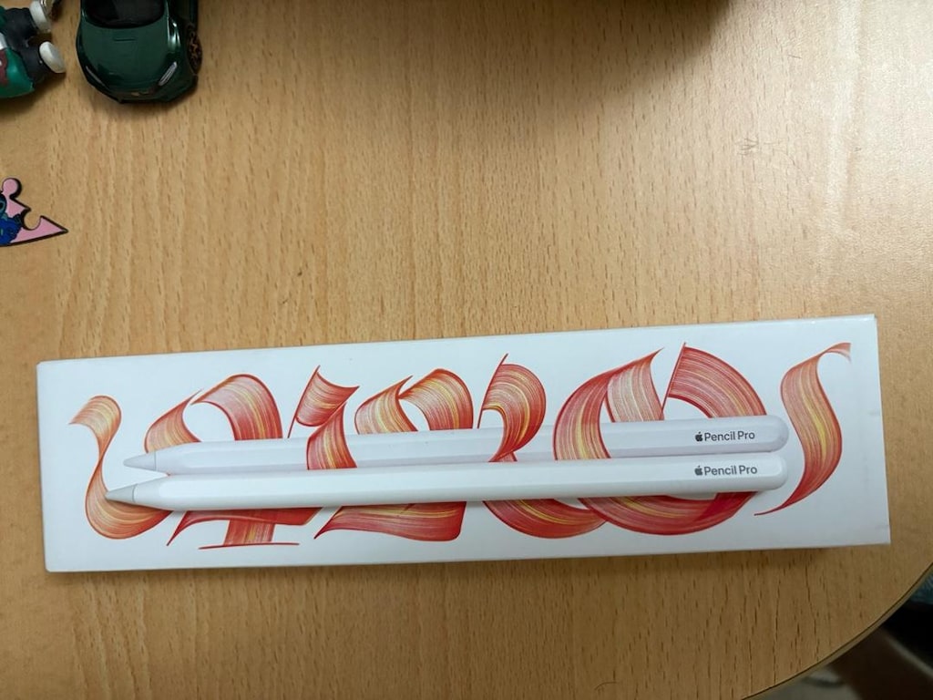 apple pencil pro - 2