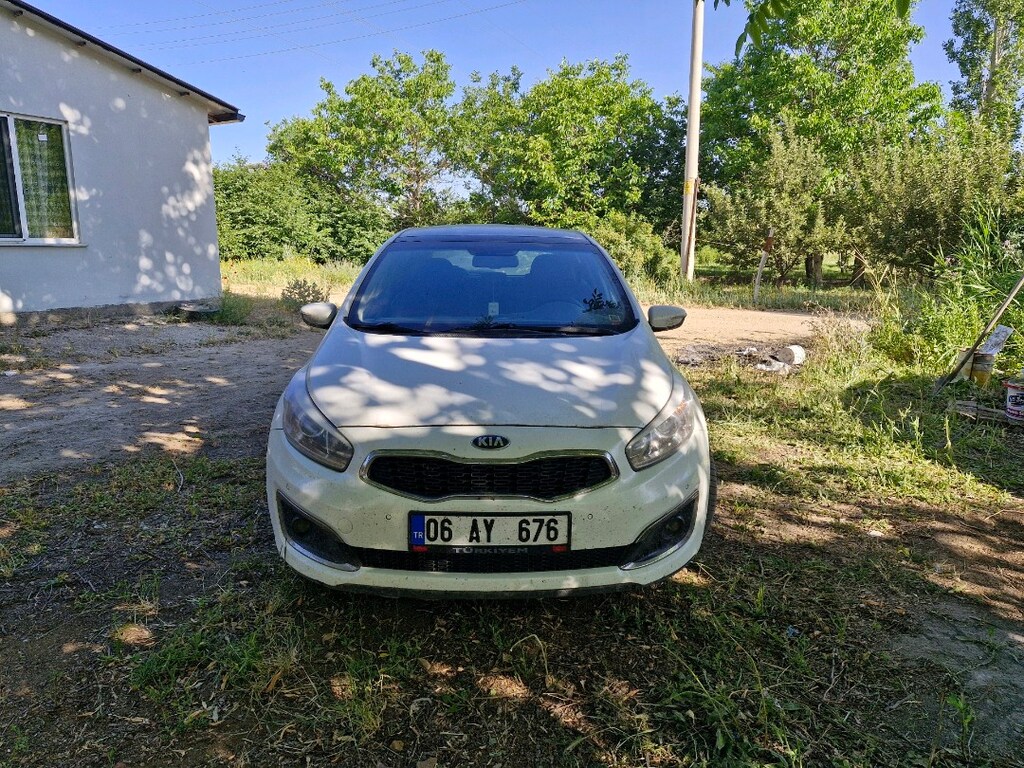 Kia Ceed Premium - 4