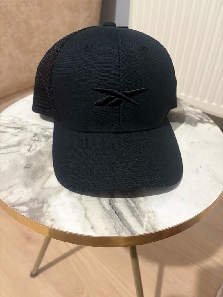 sıfır orjınal reebok sapka - 2