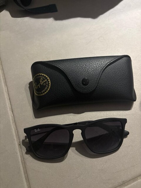 Sıfıra yakın rayban gözlük