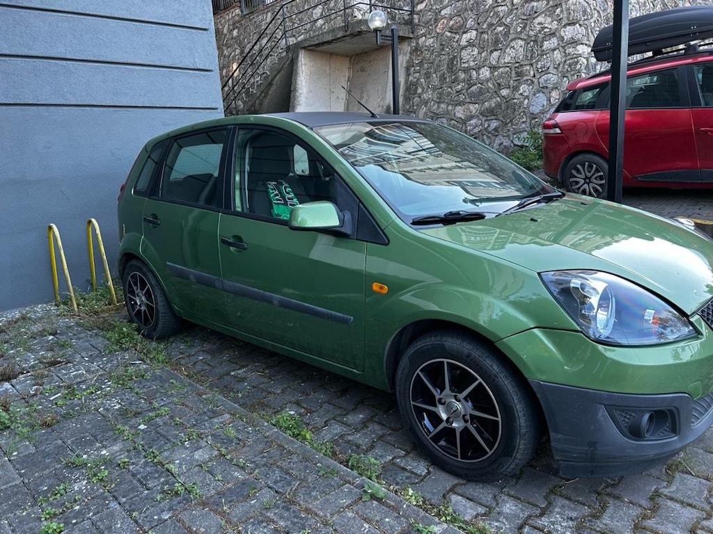 Ford Fiesta - 4
