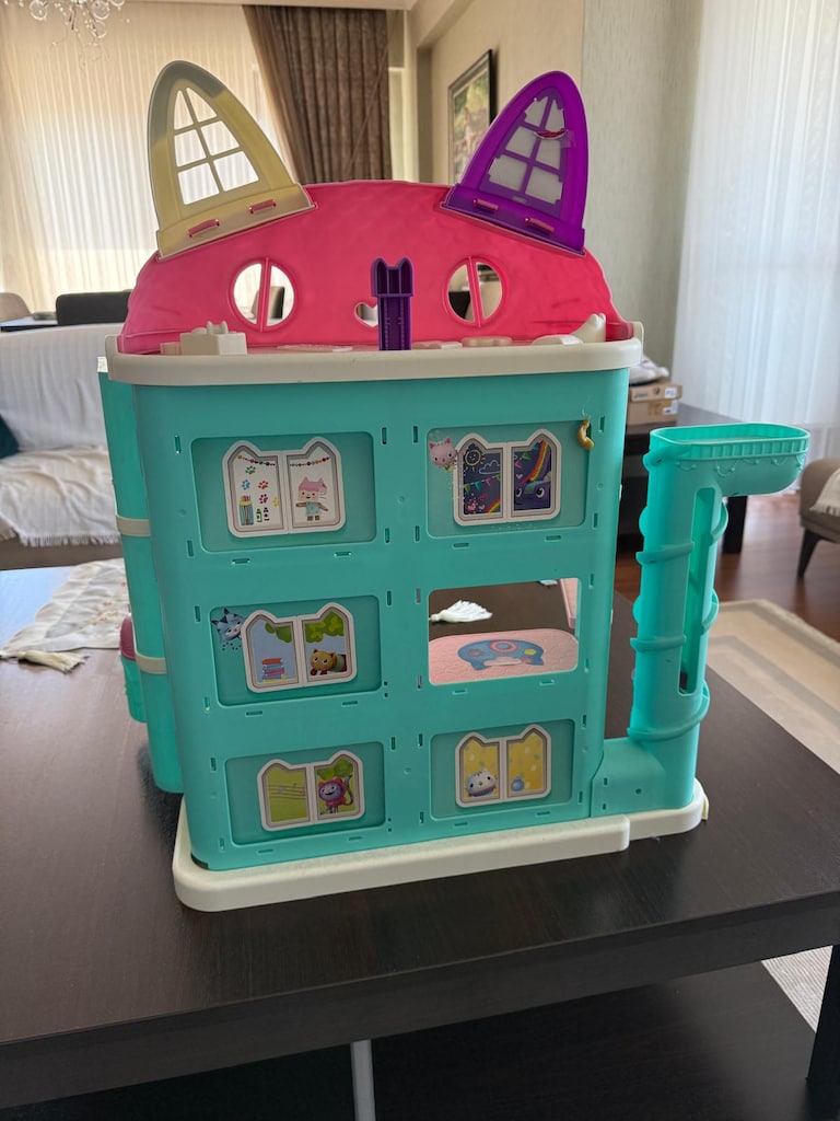Gabby's Dollhouse (Gabby'nin Oyuncak Evi) - 5