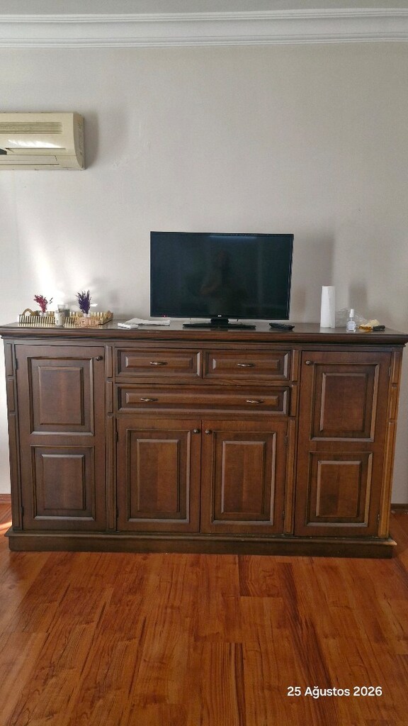 Masif Ahşap Yatak odası ve Salon takımı - 12