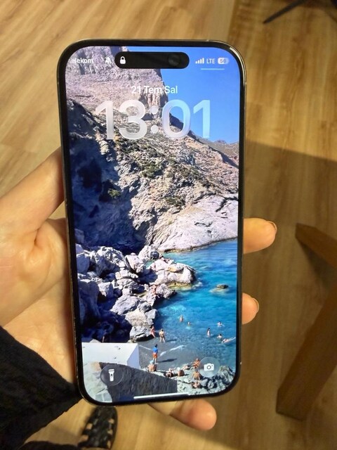 Apple 16 pro yepyeni gibi