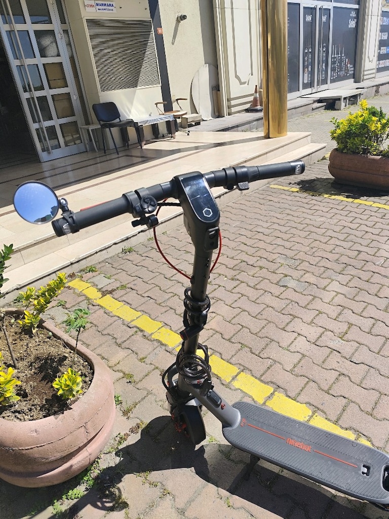 Segway Ninebot F3 Pro - 3
