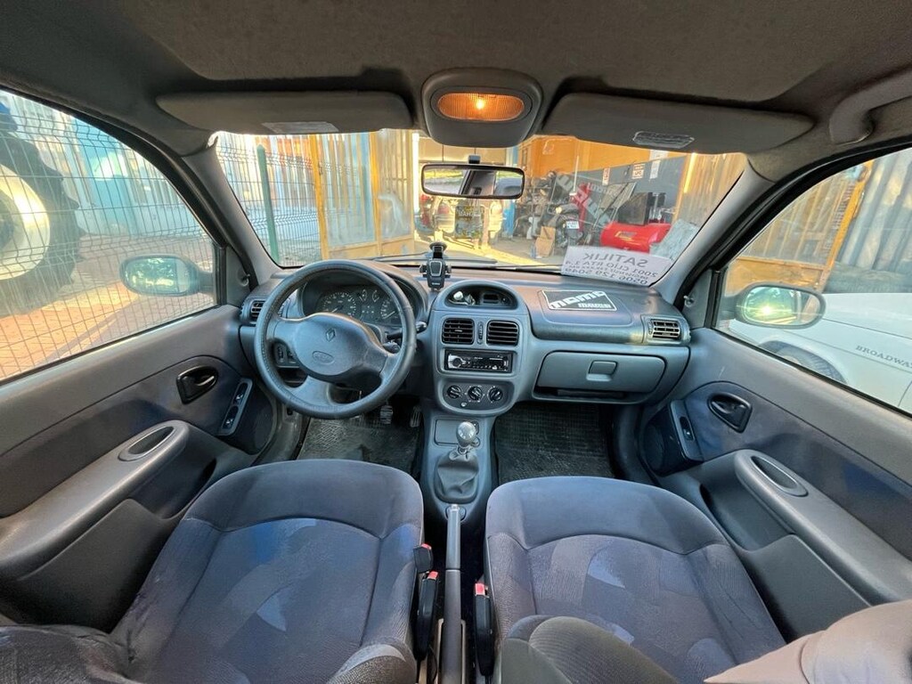 Temiz değişensiz düşük km clio - 2