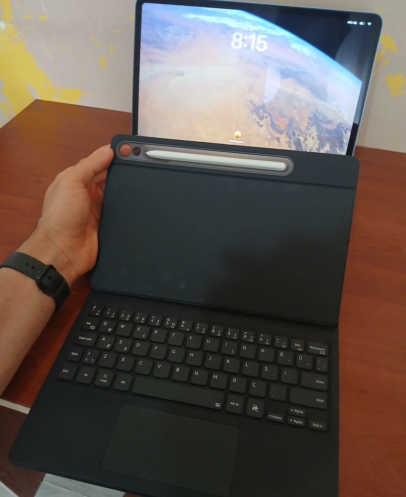 Samsung Orijinal Mouesepadli Klavyeli Kılıf Garantili ve Kutulu