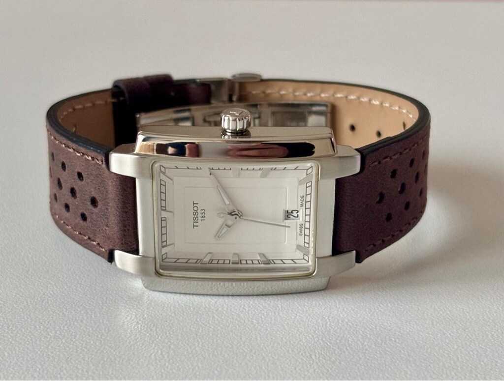 TISSOT T-Trend TXL T061510A PİLLİ 29mm - 2