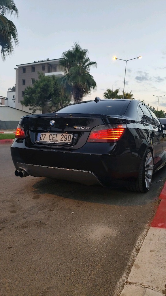 e 60 BMW - 3
