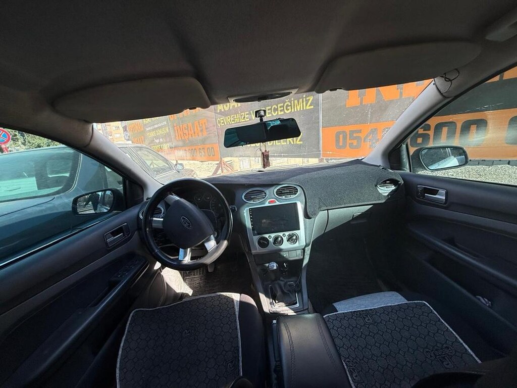 2008 Ford focus - 6