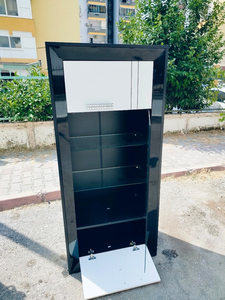 GÜMÜŞLÜK RAFLI - 4