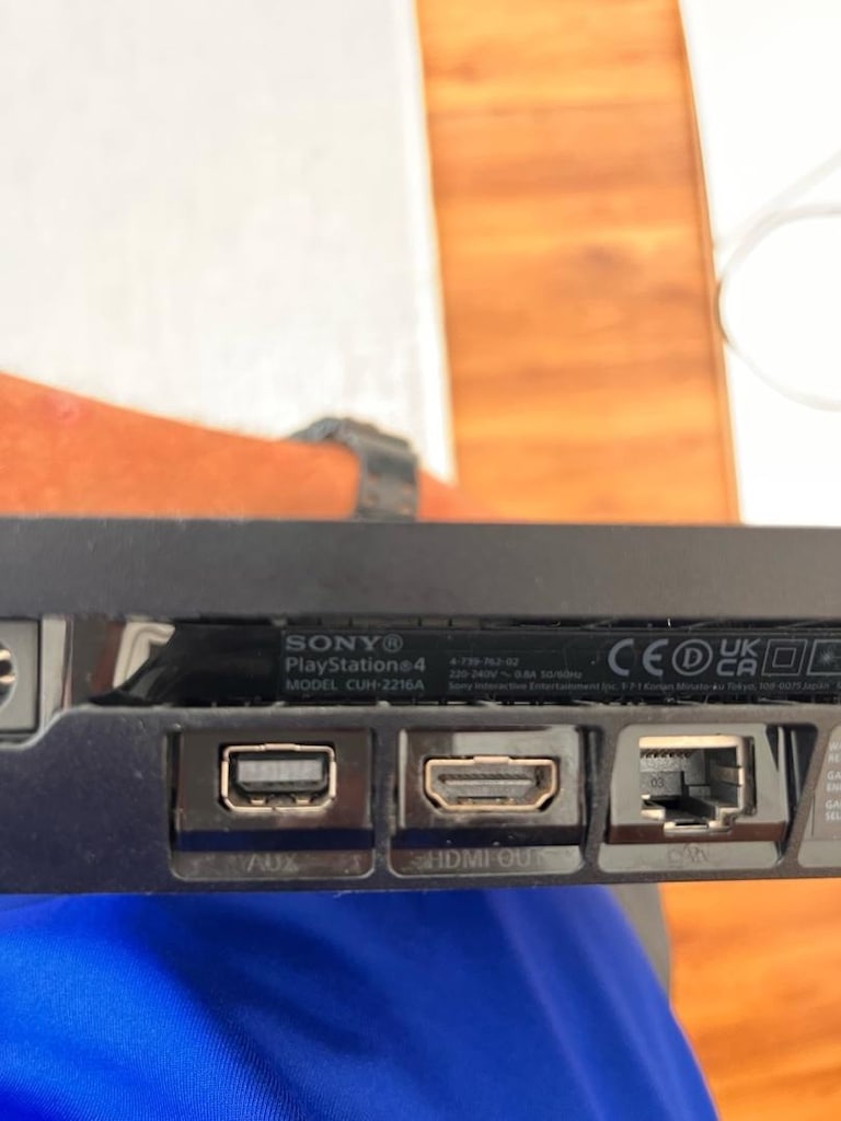 PS 4 500 GB - 7