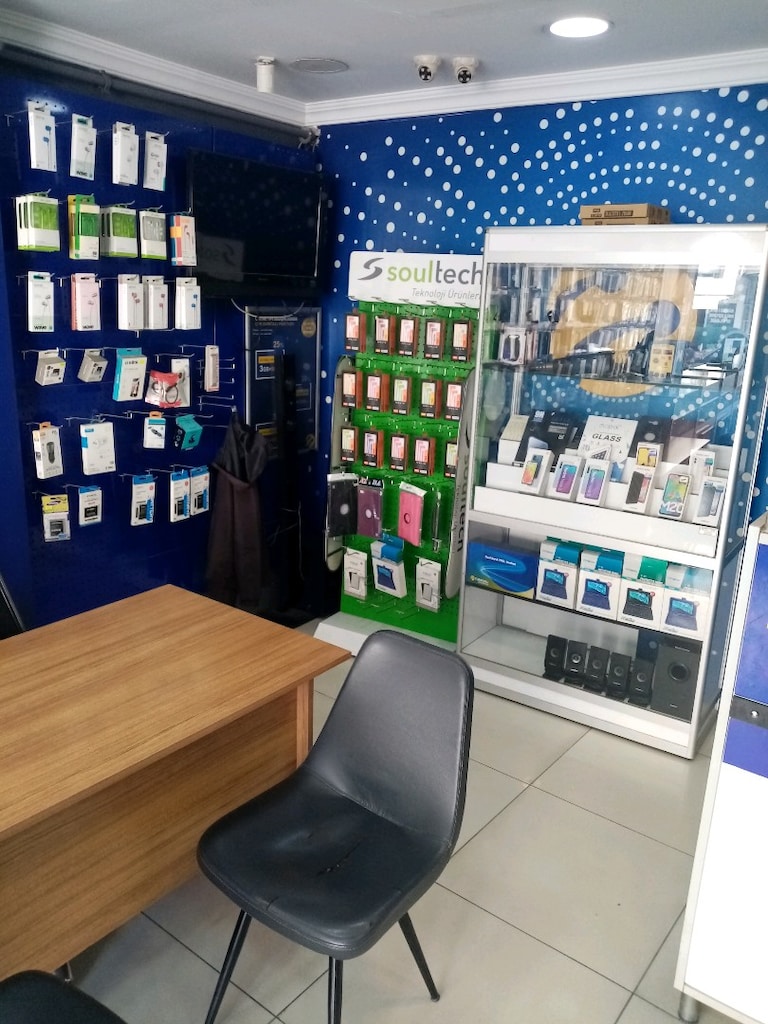 ACİL SATILIK TELEFON DÜKKANI MALZEMESİ - 3
