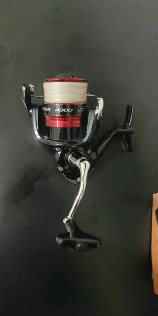 Shimano siennna 4000 spin makine üzerinde ip misina war