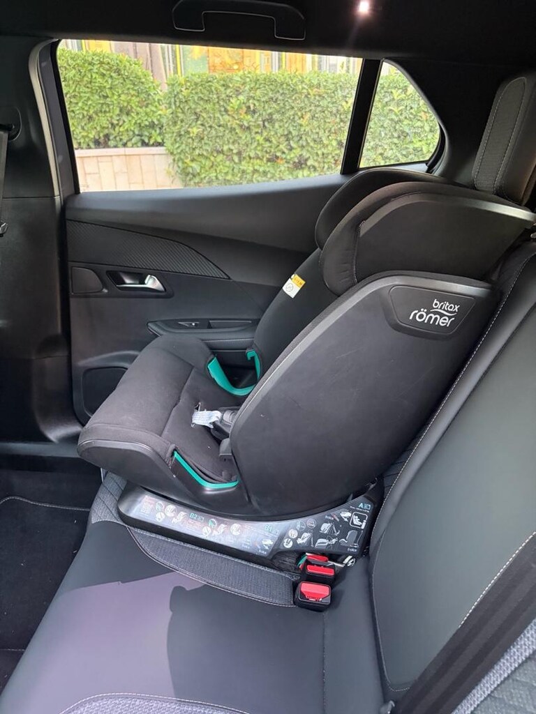 Britax Römer ADVANSAFIX M i-SIZE çocuk oto koltuğu - 2