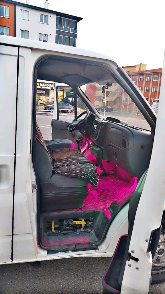2005 model Ford transit muanesı vardır - 8