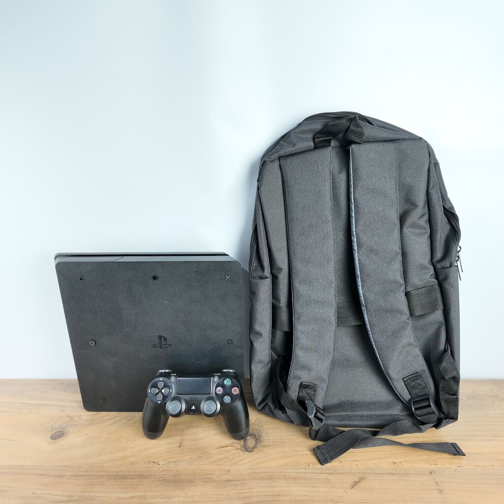 PLAYSTATION 4 SLIM 1 TB 20 OYUNLU TEK KOL + PS 4 ERGONOMİK ÇANTA - 3