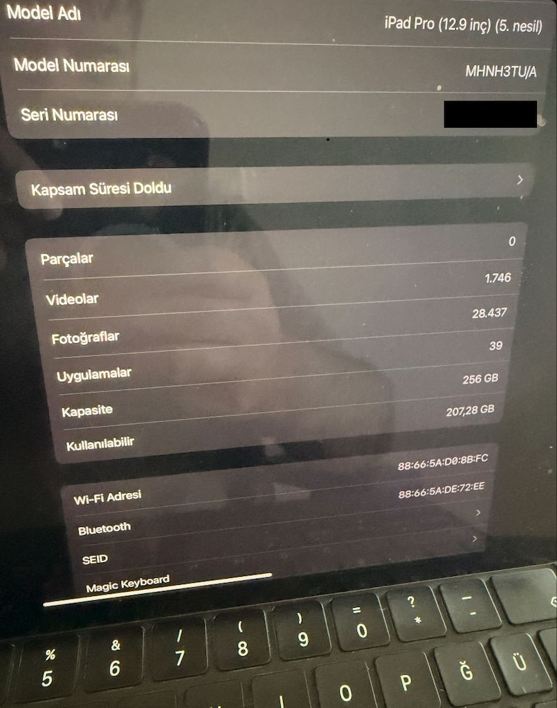 iPad Pro 12.9 M1 (5. Nesil) 256GB Wi-Fi + Magic Keyboard - 3