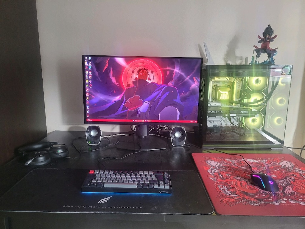 Gaming Setup Oled Monitör - 3