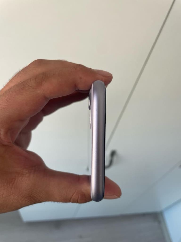 İphone 11 64 GB Mor - 6