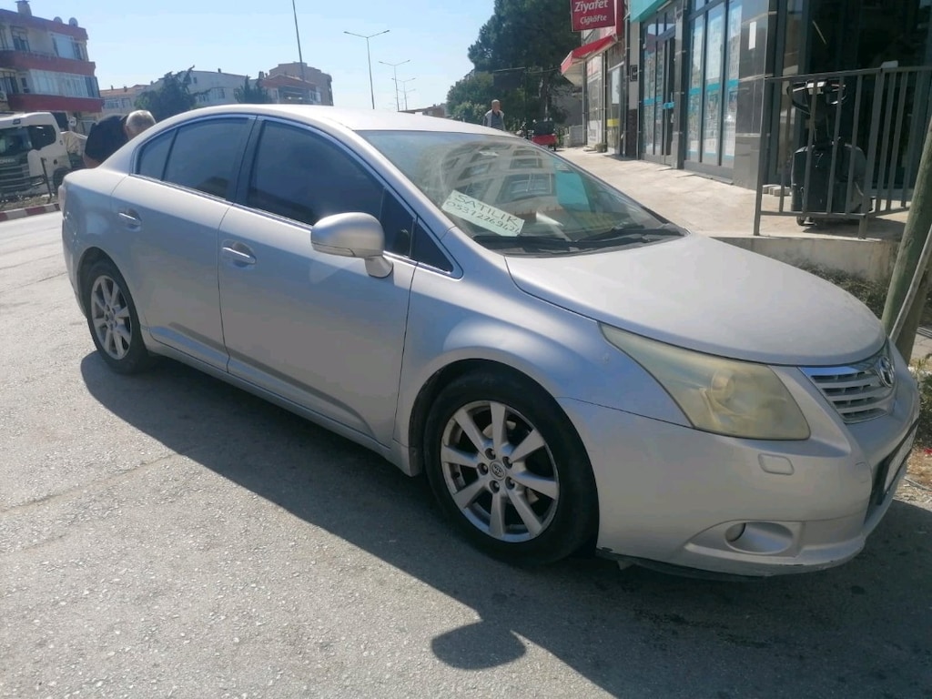 2009 Model Toyota Avensis - 4
