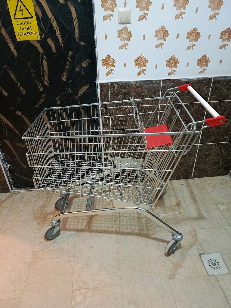 Market arabası YENİ 1 AYLIK 180 litre BİNA SİTE İÇİN UYGUN 0 SAYILIR