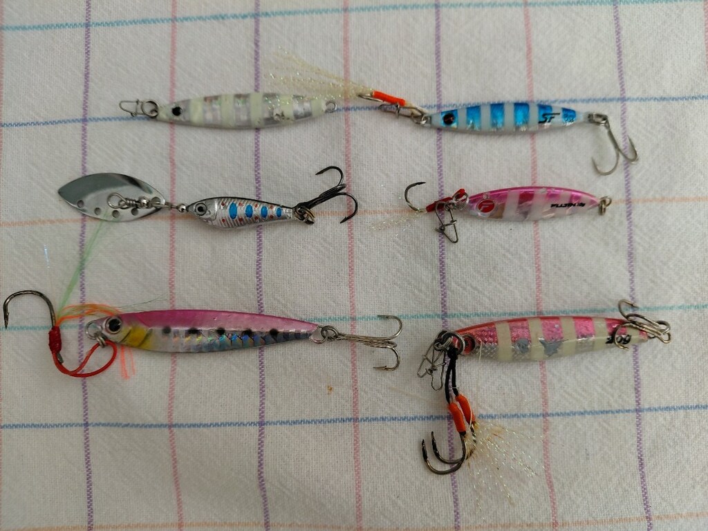 Karışık boy ve gramlarda 6 adet jig, sahte yem - 4