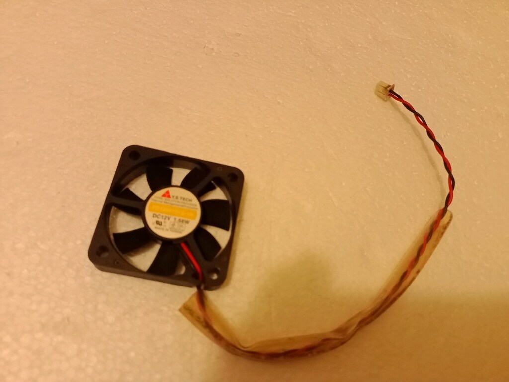 Y. s. tech termal fan DC. 12.V.1.68w Taiwan malı - 2