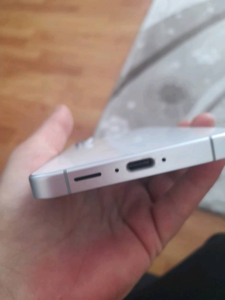 SAMSUNG S24 FE - 5