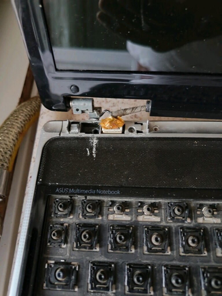 leptop hurda olarak verilecek calismoyor - 5