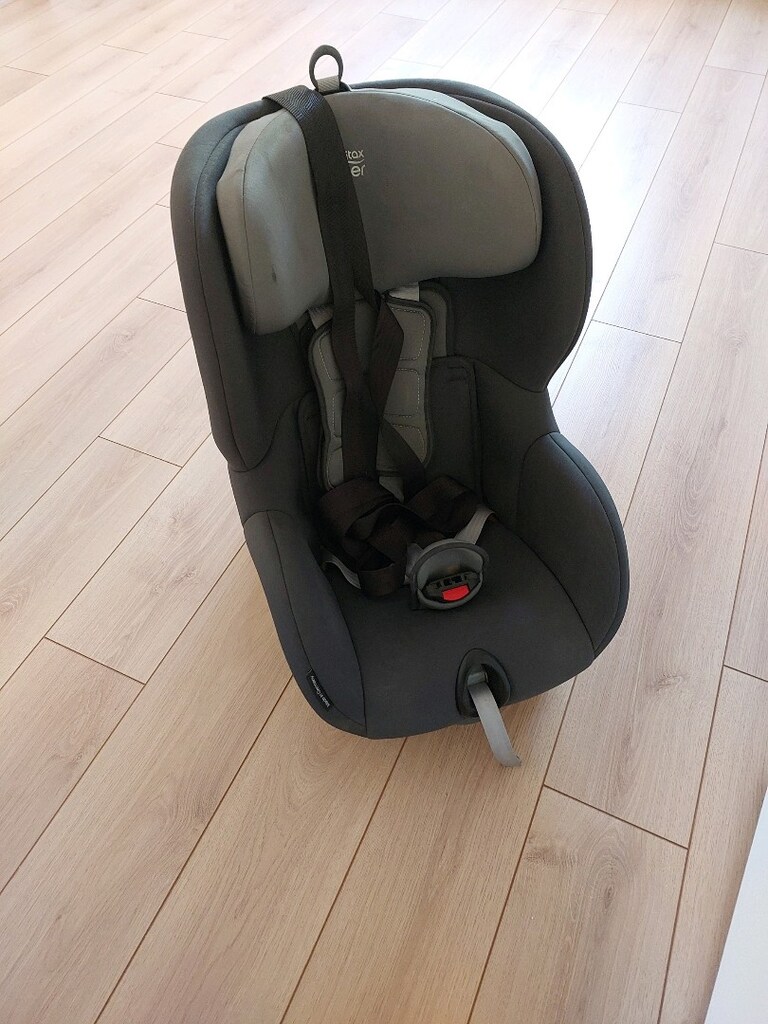 oto koltuğü britax römor izofixli 18 kg - 5