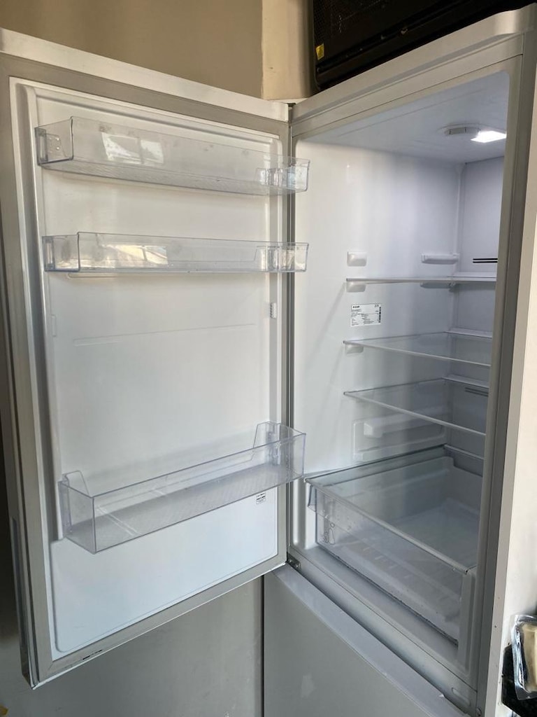 Arçelik Buzdolabı 260364 MI/MB - 3