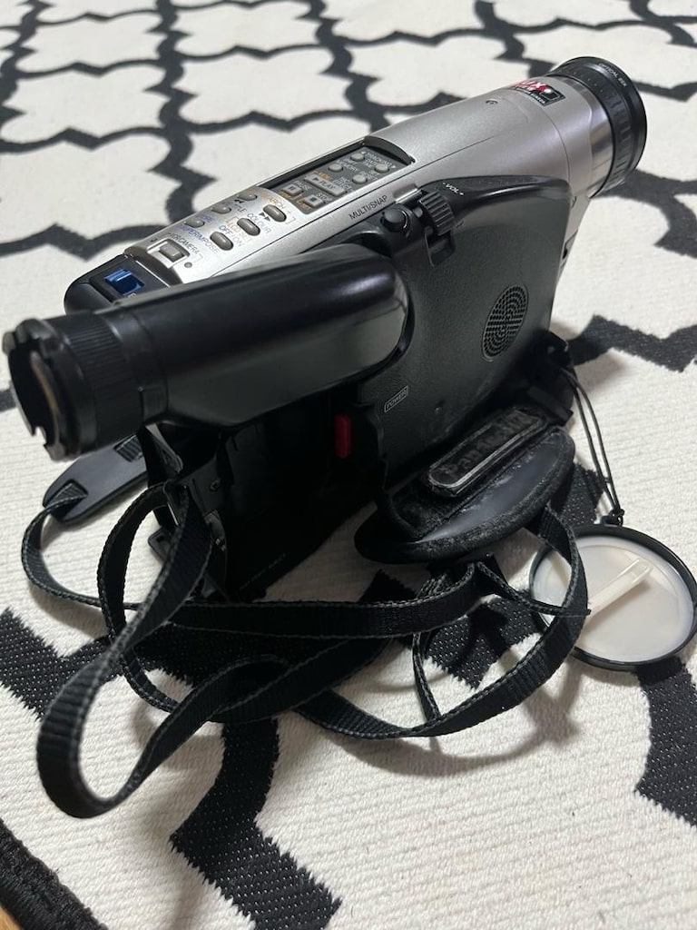 panasonic vx57 300x - 5