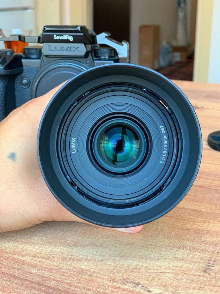Panasonic Lumix S5IIX + Lumix S 50mm f/1.8 + SmallRig Cage - 6