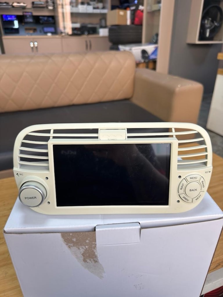 Fiat 500 CarPlay dvd usb bt kamera - 4
