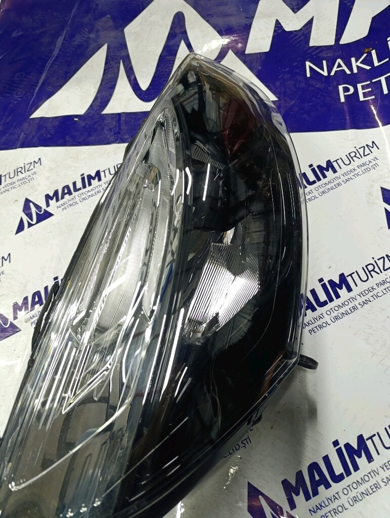 RENAULT CLİO 4 SAĞ FAR - 3