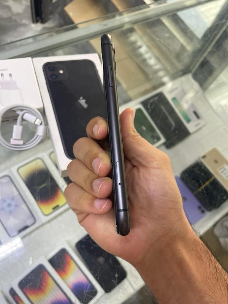 MÜHENDİSCELLDEN YURTİÇİ İPHONE 11 64 GB PİL %89 SORUNSUZ - 8