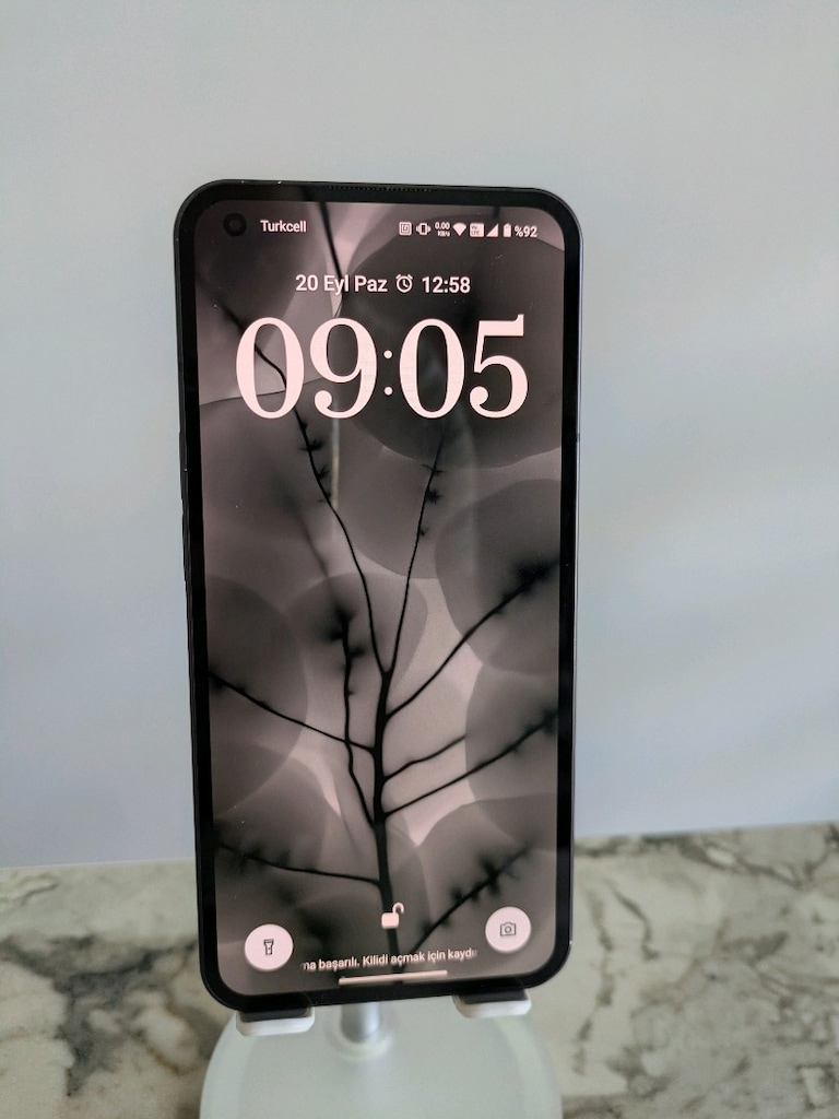 Nothing Phone (1) 8/128 GB TR Cihazı Kutulu, Faturalı, 5G - 2
