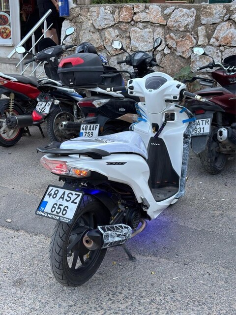 130 luk honda dio beyaz