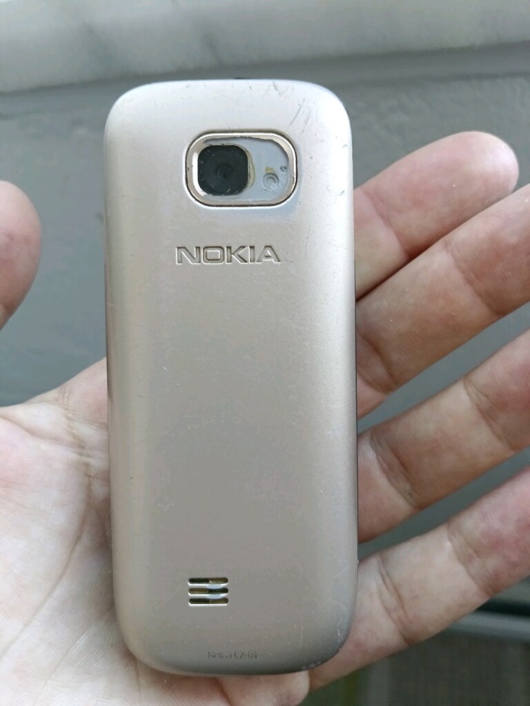 Nokia tuşlu telefon - 2