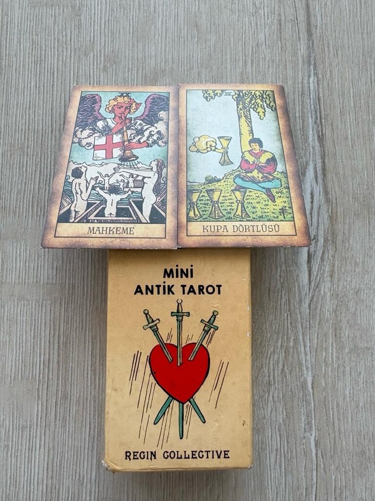 ÇEŞİTLİ Tarot Kartları, kitaplar, taşlar, astroloji - 4